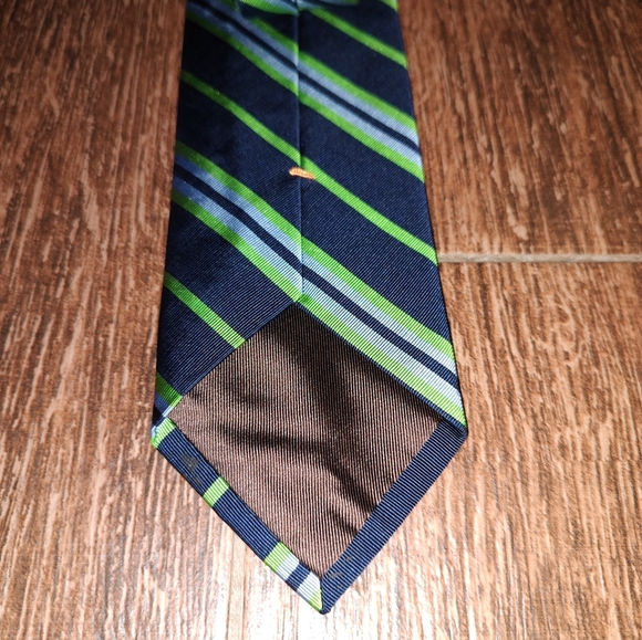 Peter Millar Hand Folded Pure Silk Mens Tie - Picture 4 of 6